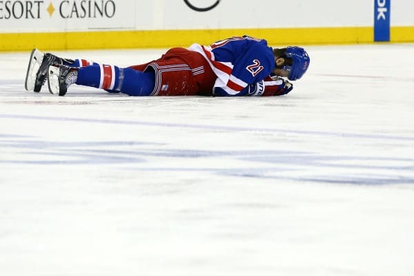 Derek Stepan (Al Bello/Getty Images)